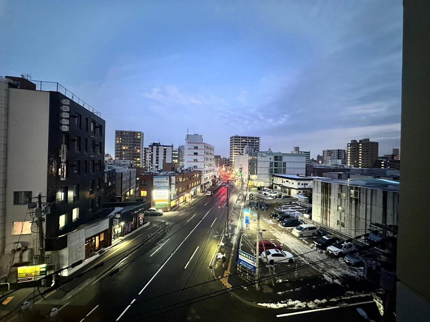 Ams Hiragishi 11 Rm 502 平岸駅から3分 解放感あって明るいお部屋 家族やお友達と 札幌ドームや中心部まで1駅 *